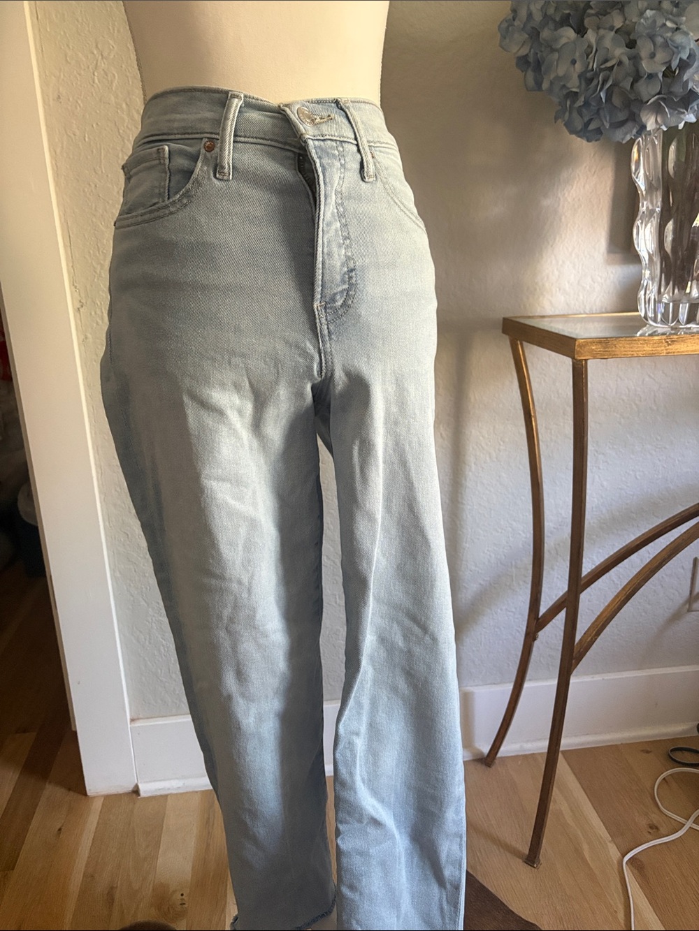 Express Women's Straight-Leg Jeans in Light Blue